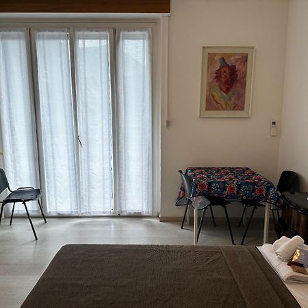 Residenza Manzoni Como Centre Exterior photo